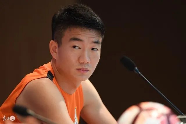 如何评价鲁能后卫戴琳本赛季的表现?