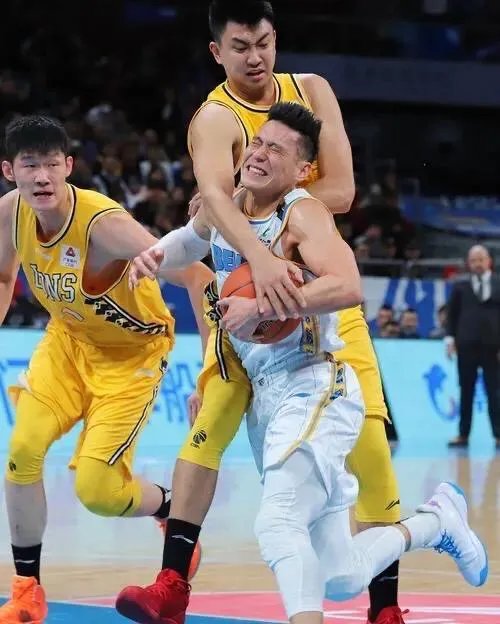 林书豪为什么会告别北京首钢?