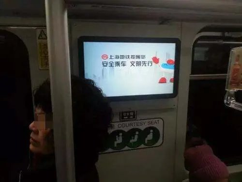 上海女子赶赴郑州地铁5号线寻夫,她丈夫生还的可能性有多大?