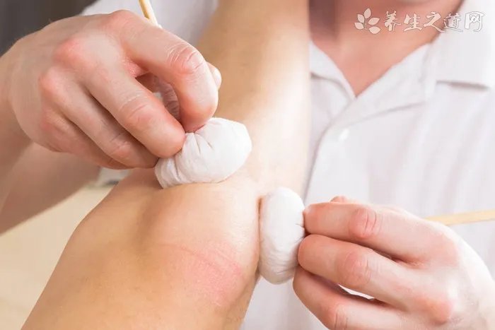 金毛寻回犬掉毛程度,这些说法并不夸张
