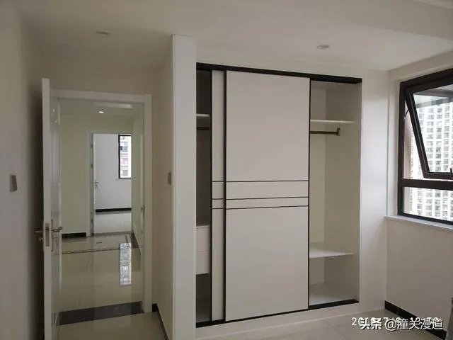 衣柜格局如何设计?